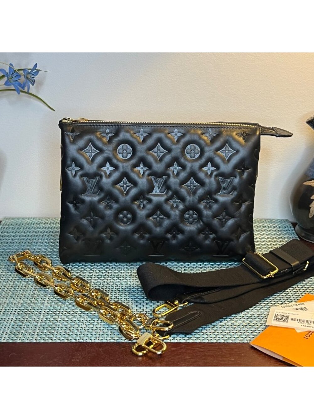 NWT Louis Vuitton Coussin PM Noir Black Crossbody Chain Strap M57790